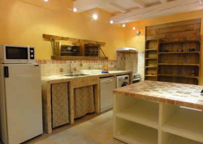 daphnis-location-vacances-sud-france-cuisine