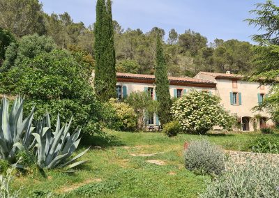 location-vacances-corbieres-jardin