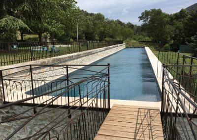 gite-aude-corbieres-piscine-1